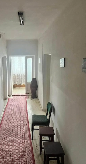 Se vinde casă pentru o familie locuit permanent  - imagine 7