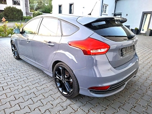 Ford Focus ST-An 2016--Benzină 2.0--cp 250 - imagine 10