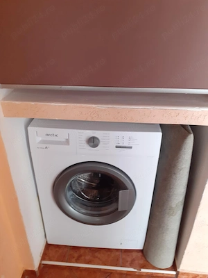 Închiriez apartament 3 camere, etaj 2, cartier 1 Mai - imagine 4