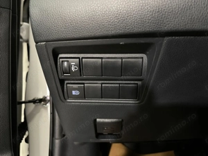 Toyota Yaris - imagine 14