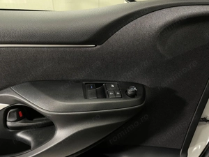 Toyota Yaris - imagine 13