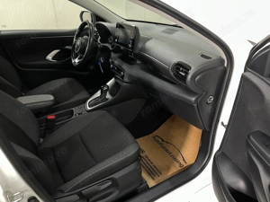 Toyota Yaris - imagine 9