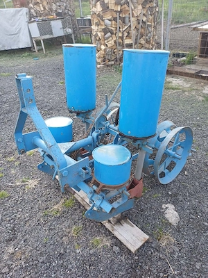 semanatoare de porumb pe 2 randuri cu fertilizare - imagine 3