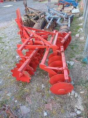 disc purtat in tirant cu 24 de talere pe rulment 2.3 m latime de lucru  - imagine 4