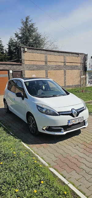 Renault Scenic  - imagine 4