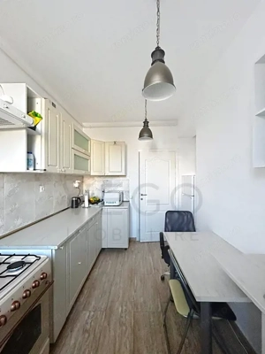 Apartament 2 camere, bloc nou, parcare, balcon, CT, AC, zona NTT-Bosch - imagine 5