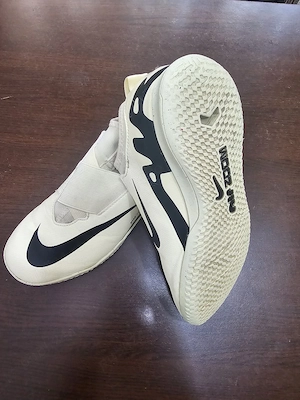 Nike Jr. Mercurial Zoom Vapor 15 Academy IC pentru copii marimea 37.5 in stare buna