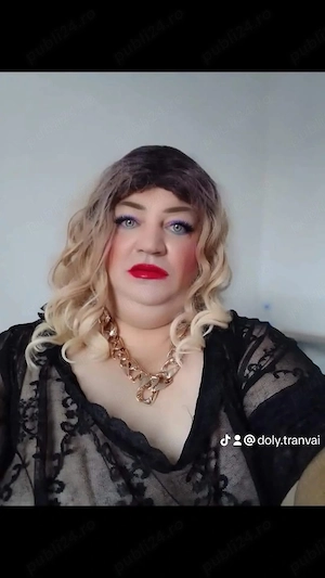 Milf Transs cu sani fara graba accept party - imagine 3