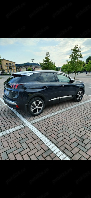 Schimbcu Vw Golf 8 Peugeot 3008 1.2Allure putech 130cv fabricație 2019 Automatic 