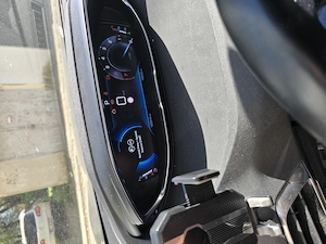 Schimbcu Vw Golf 8 Peugeot 3008 1.2Allure putech 130cv fabricație 2019 Automatic  - imagine 4