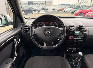 Dacia Duster 1.5 dCi 4x2 Laureate - imagine 11
