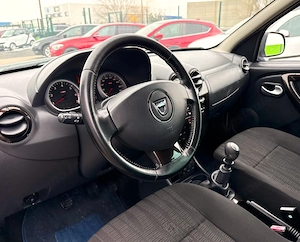 Dacia Duster 1.5 dCi 4x2 Laureate - imagine 10