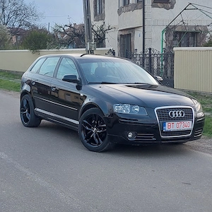 Audi A3 1.6 benzina FSI - imagine 2