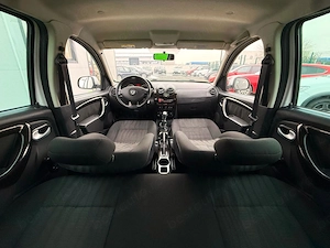 Dacia Duster 1.5 dCi 4x2 Laureate - imagine 17