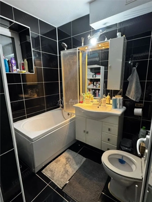 Apartament 2 semidecomandat, etaj 7, mobilat, utilat - Valea Rosie - imagine 12