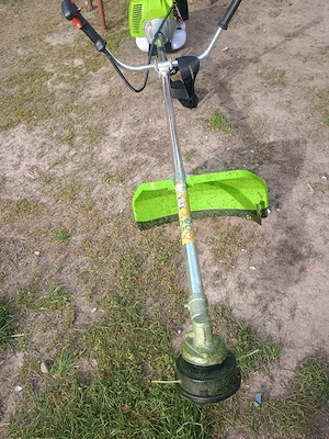 motocoasă de umar