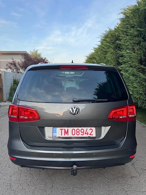 VW Sharan 2.0TDI 140CP - DSG (automat)   7 LOCURI   Panorama   Alcantara   LED   Xenon   HIGHLINE - imagine 5