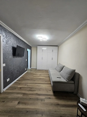 Garsoniera str. Slatinei de închiriat 