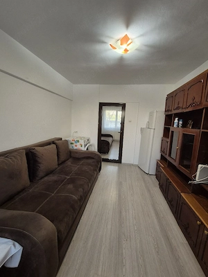 Garsonieră de vânzare.