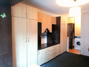 Inchiriez garsoniera 