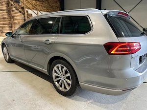 VW Passat 1.8 benzina automata  - imagine 4