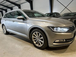 VW Passat 1.8 benzina automata  - imagine 8