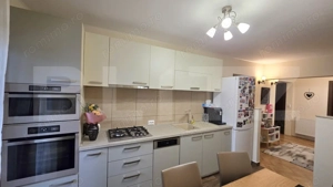 Apartament 3 camere decomandat, balcon, parcare, zona Calvaria Mănăștur - imagine 7