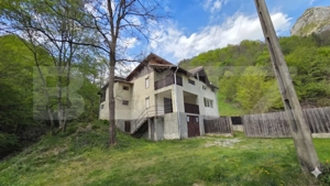  Cabana de poveste în Râmeț | 2000 mp teren + râu pe proprietate | ideală pent - imagine 3