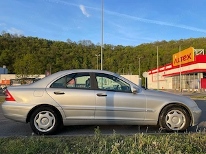 Mercedes Benz W203 Kompressor  - imagine 2