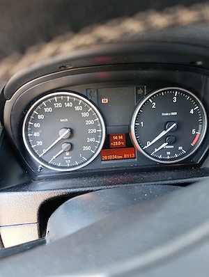 Vand bmw x1  - imagine 2