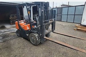 stivuitor Doosan diesel 880 ore - imagine 2