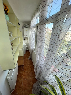 Inchiriez apartament 2 camere zona Cedonia - imagine 5