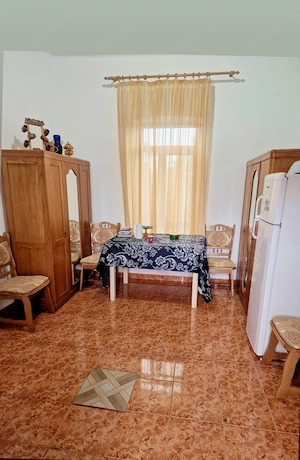 Casă de vânzare în comuna Strejești de Sus  - imagine 2