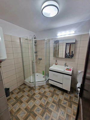 Casă de vânzare în comuna Strejești de Sus  - imagine 3