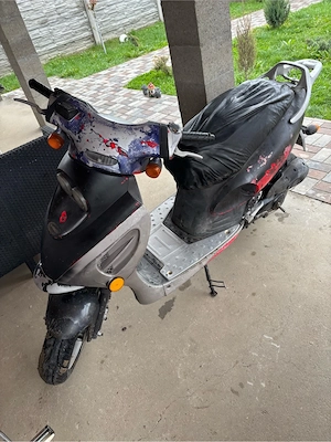 vand scuter defect  - imagine 4