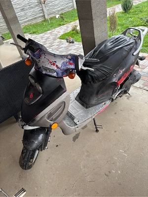 vand scuter defect  - imagine 3