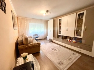 Apartament decomandat complect renovat Nufarul  - imagine 2