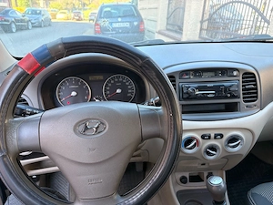 Hyundai Accent 1.4 benzina  - imagine 3