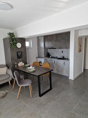 Apartament de inchiriat in bloc nou. - imagine 4