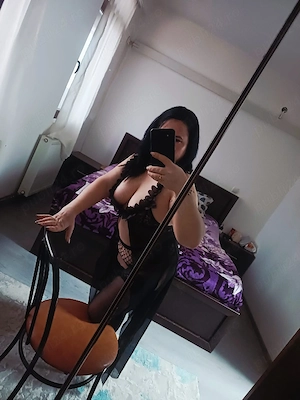 Sunt ,relaxarea ta perfectă! Contactează-ma!