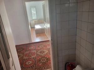 Casă Spațioasă de Închiriat   4 Camere - imagine 3