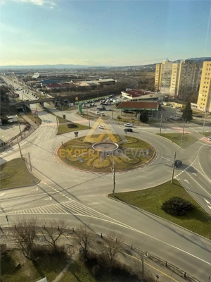 Apartament 2 camere Semiluna - imagine 2