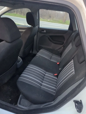 Ford focus 2,0 diesel 136 cai 6 viteze - imagine 5
