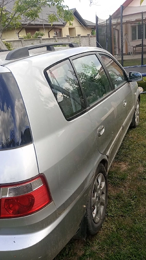 vand Kia Carens 2.0 crdi 2005 - imagine 5