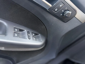 Volkswagen Touran 2009 -2.0TDI-140CP-7 Locuri  - imagine 11