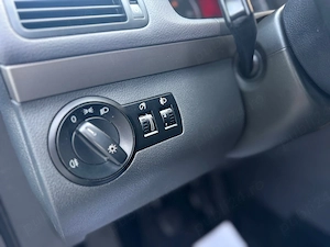 Volkswagen Touran 2009 -2.0TDI-140CP-7 Locuri  - imagine 13