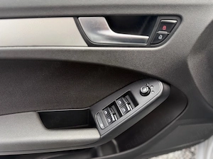 Audi A4 B8 Avant - 2.0TDI - 143Cp - Cutie Automata - Dublu panoramic  - imagine 11