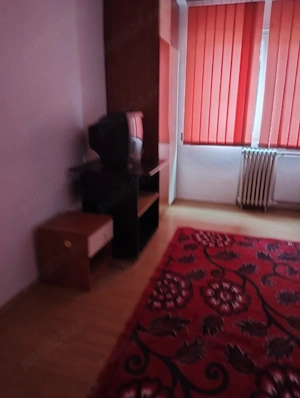 inchiriez garsonieră 