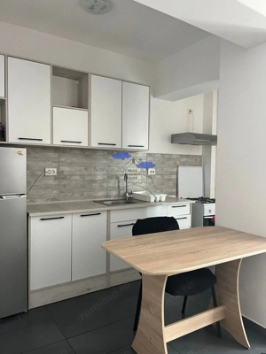 Apartament modern de 2 camere in Tractorul - loc de parcare - imagine 4