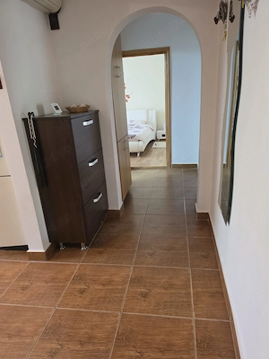 Închiriez apartament 2 camere regim - imagine 5